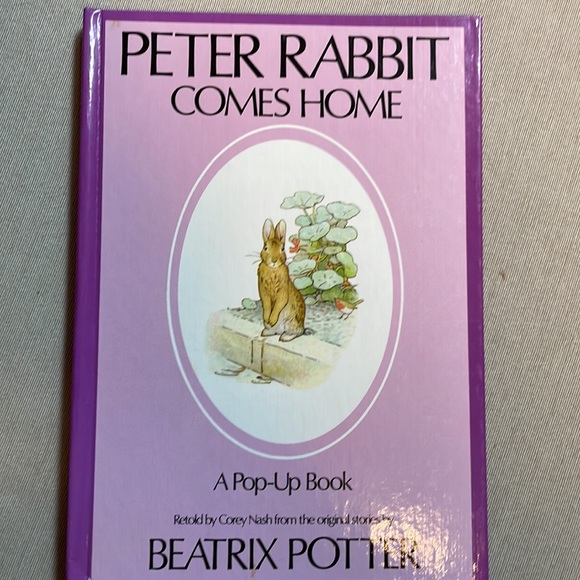 NOT ELIGIBLE FOR BUNDLE SALE      4-Book Boxed Set of Peter Rabbit Pop-Up Books - Picture 7 of 15
